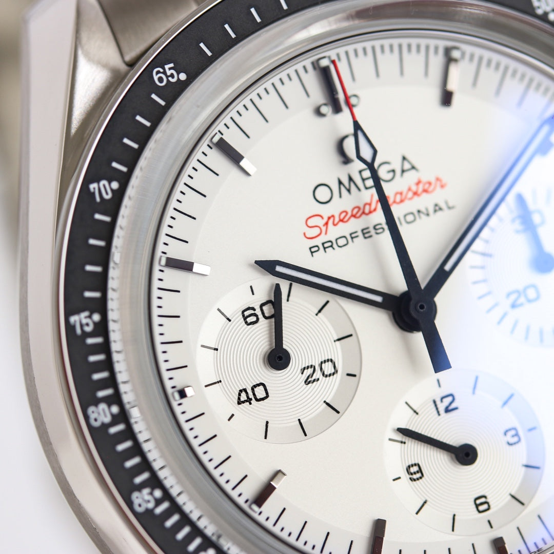 Chronograph -Moon- White -Silver 316L Steel- Manual winding - 42mm