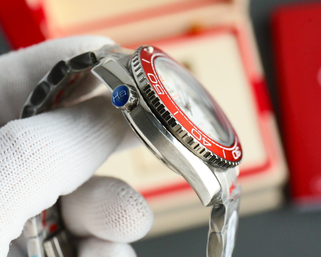 Red Ceramic - Silver 904L Steel - Automatic - 43mm