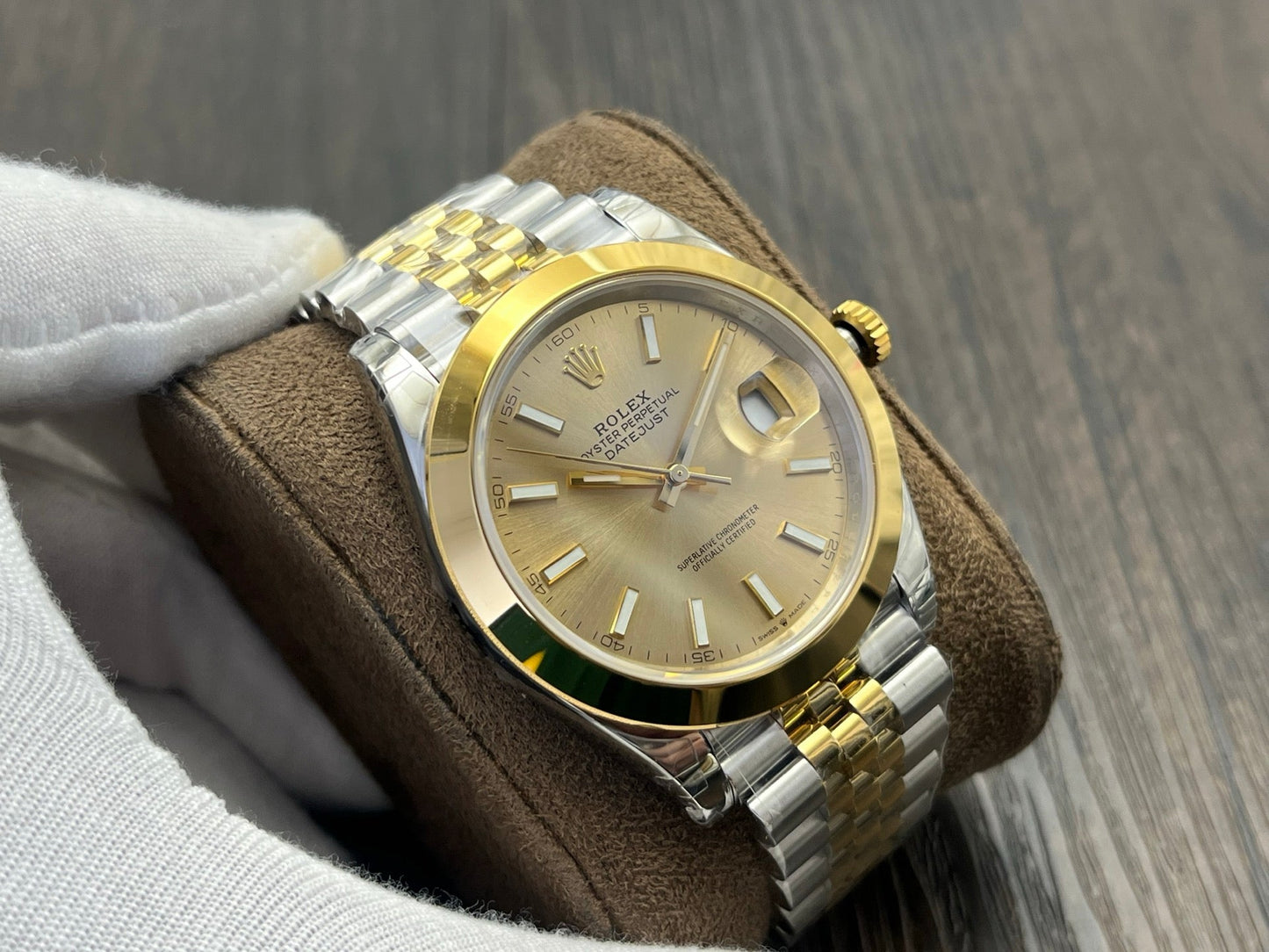 C-Factory -Yellow Gold - Smooth Bezel - Silver 904L Steel- Automatic - 41mm