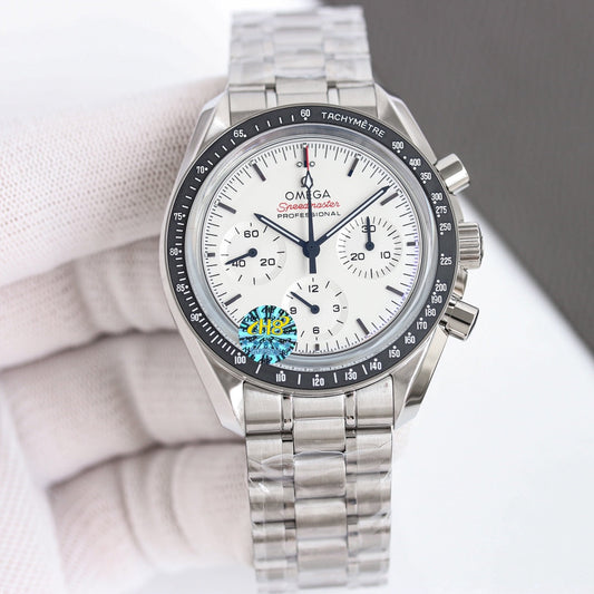 Chronograph -Moon- White -Silver 316L Steel- Manual winding - 42mm