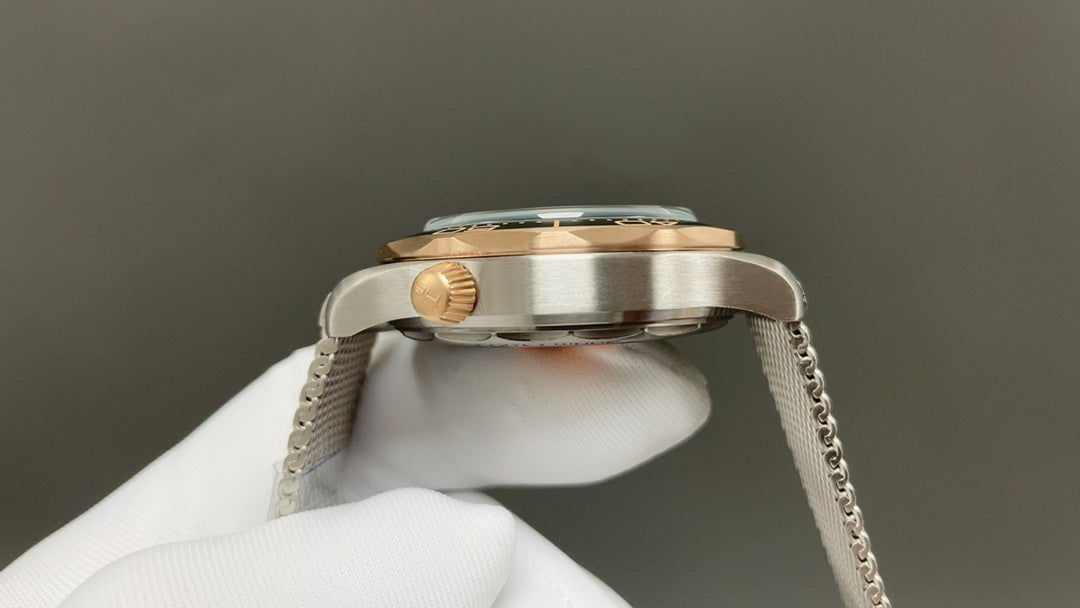 Green - Silver 904L Steel - Automatic - 42mm