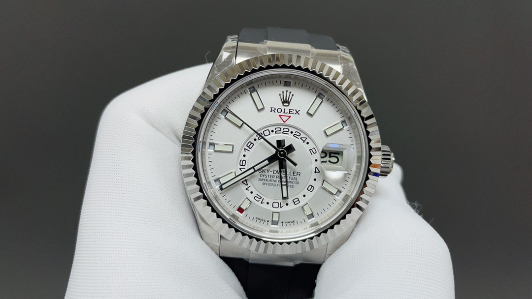 C-Factory -White Silver - Grey Rubber - Automatic - 42mm