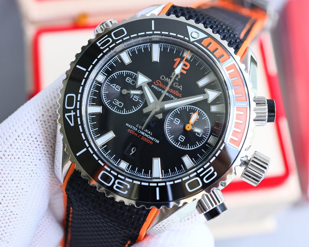 Chronograph - Selfwinding- Orange Rubber- Automatic - 45.5mm