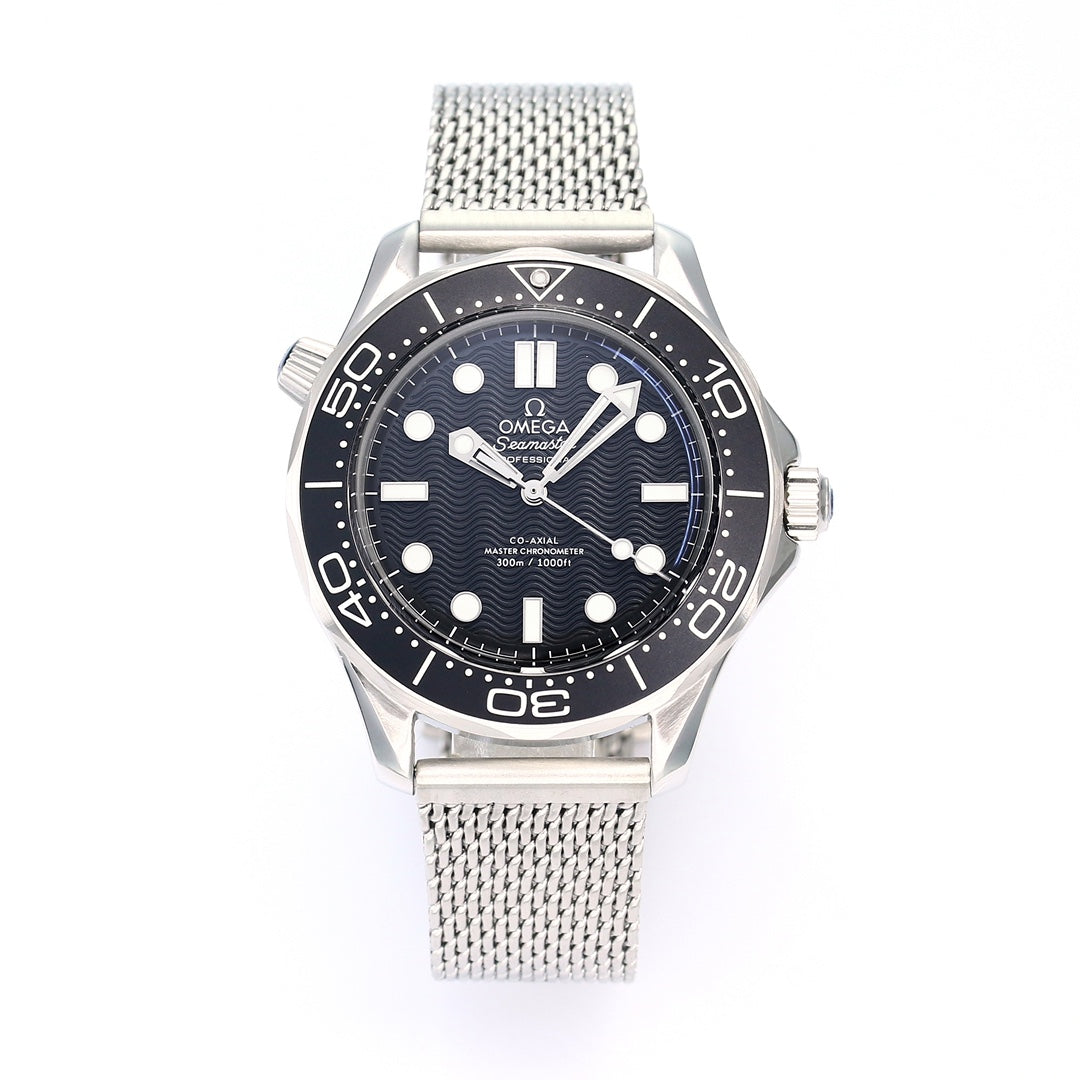 🔥Limited Time Offer!-VS- 210.30.42.20.01- Black -Silver 904L Steel -Free Rubber Strap- Automatic -42mm