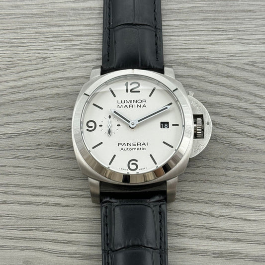 White - 904L Steel - Black Leather -Automatic - 44mm