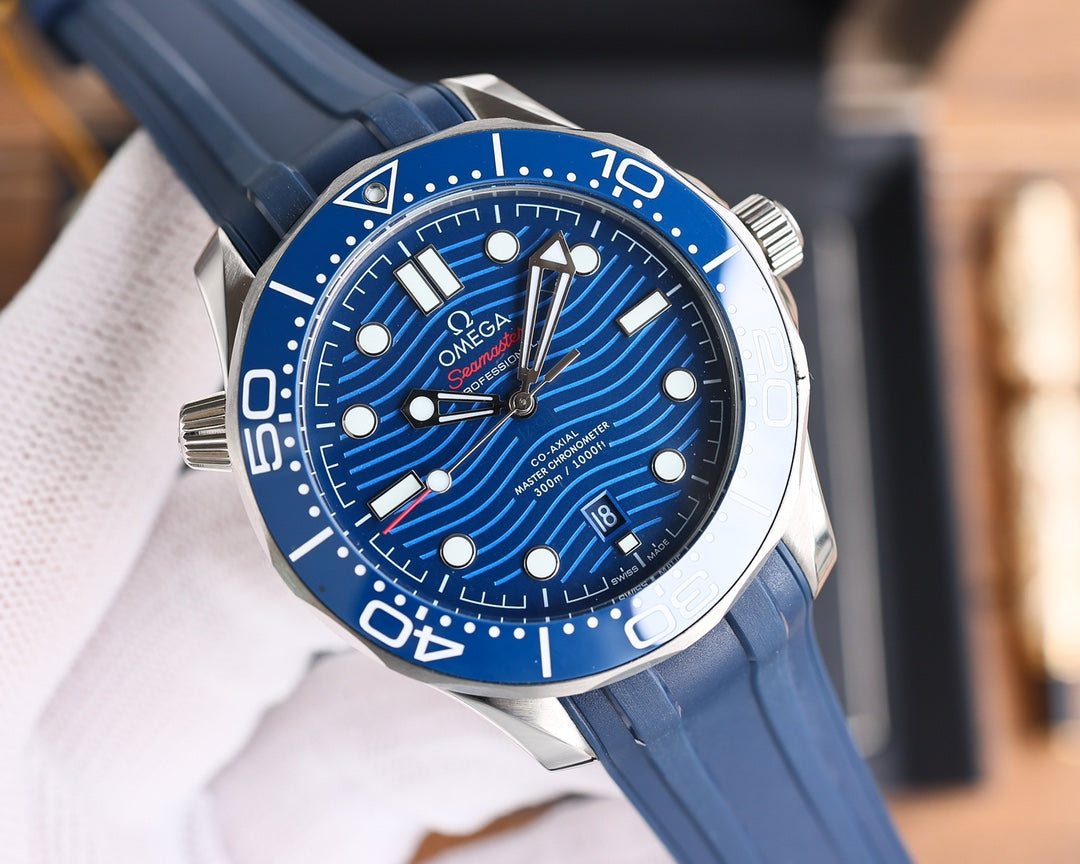 Blue Steel - Blue Rubber - Automatic - 42mm