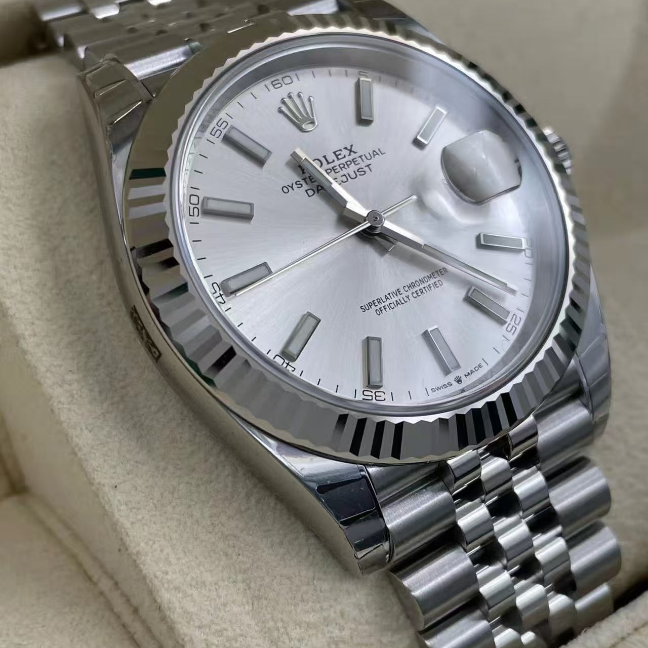 Classic Silver - White - 904L Steel - Automatic - 41mm