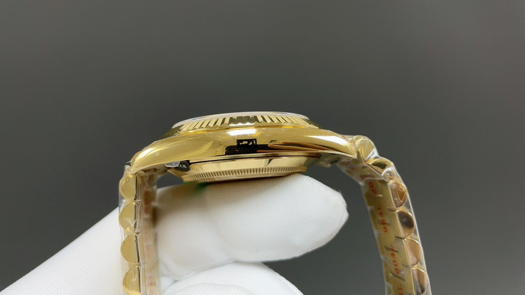 Black Silver - Yellow gold -904L Steel - Automatic 3255 - 40mm