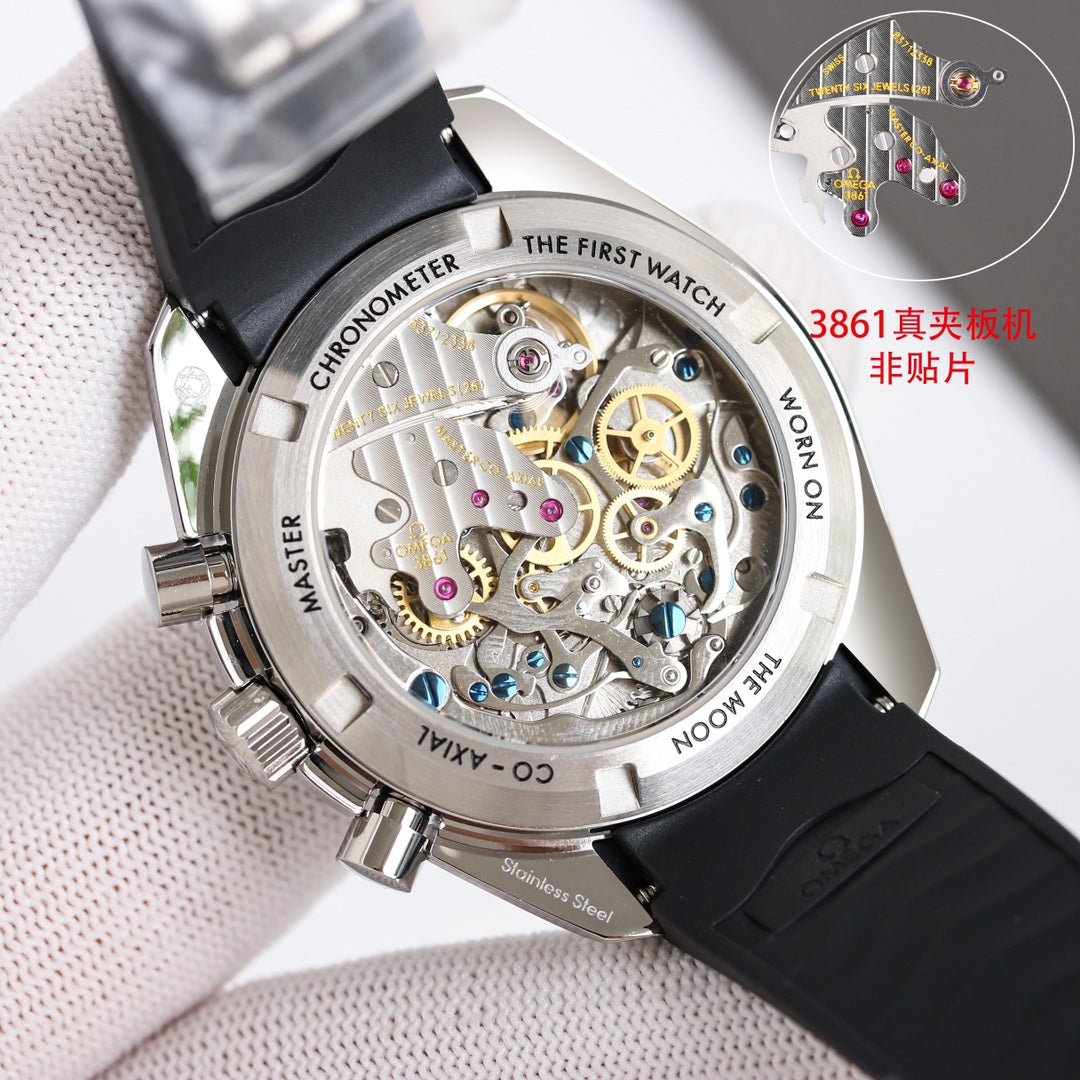 Chronograph -310.32.42.50.04.001 - White - Black Rubber- Manual winding - 42mm