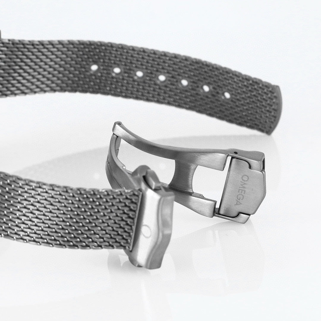 Top Version-210.90.42.20.01- Titanium -Free Nylon strap- Automatic - 42mm