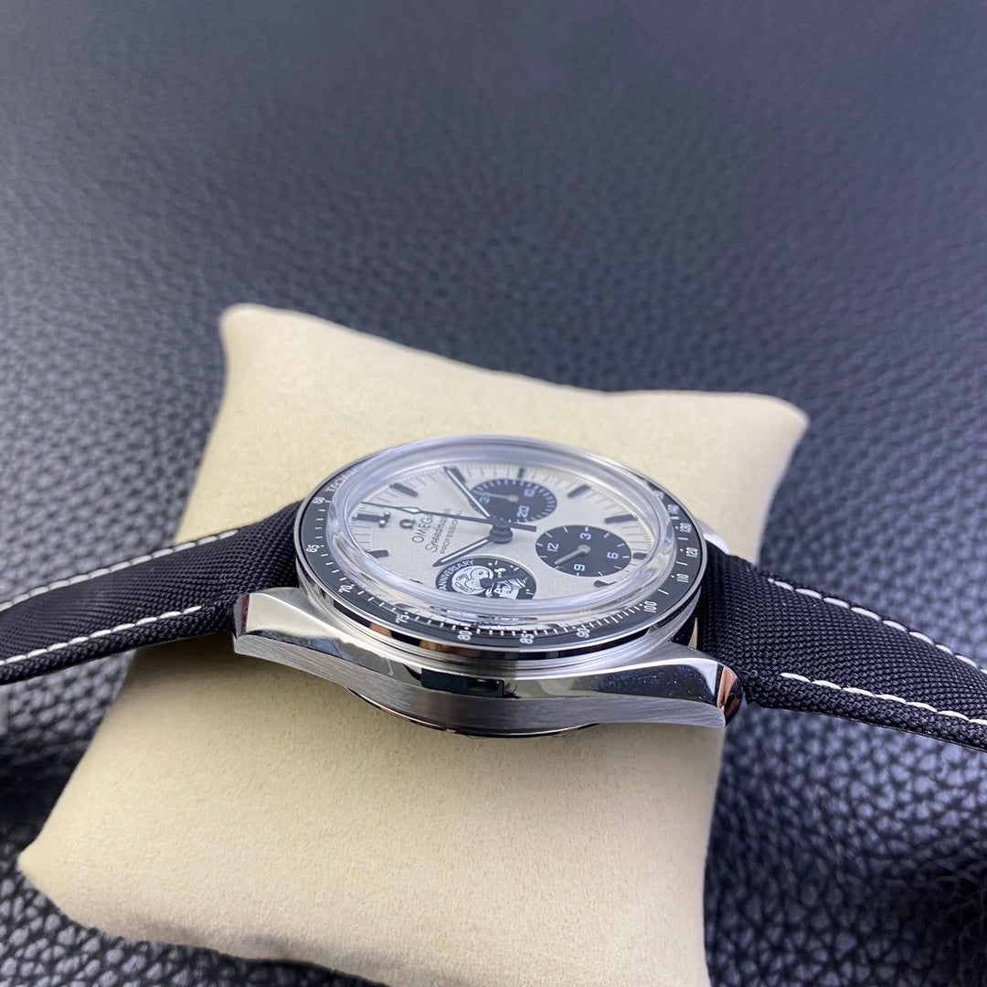 Black Ceramic - Black Rubber- Chronograph - Manual winding - 42mm