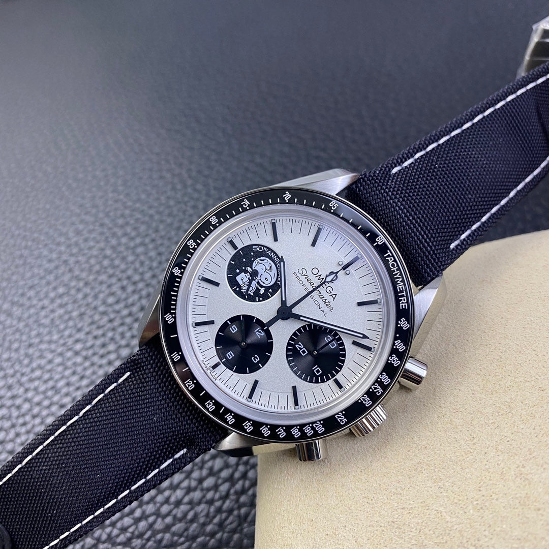 Black Ceramic - Black Rubber- Chronograph - Manual winding - 42mm