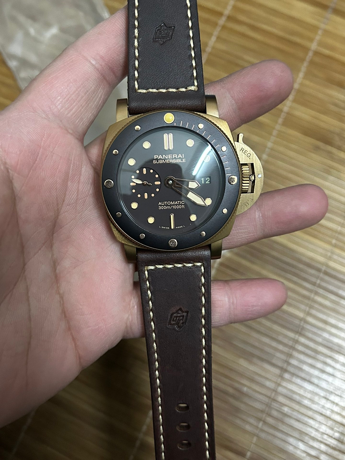 316L Steel Black -Yellow Gold - Dark Brown Leather - Automatic - 44mm