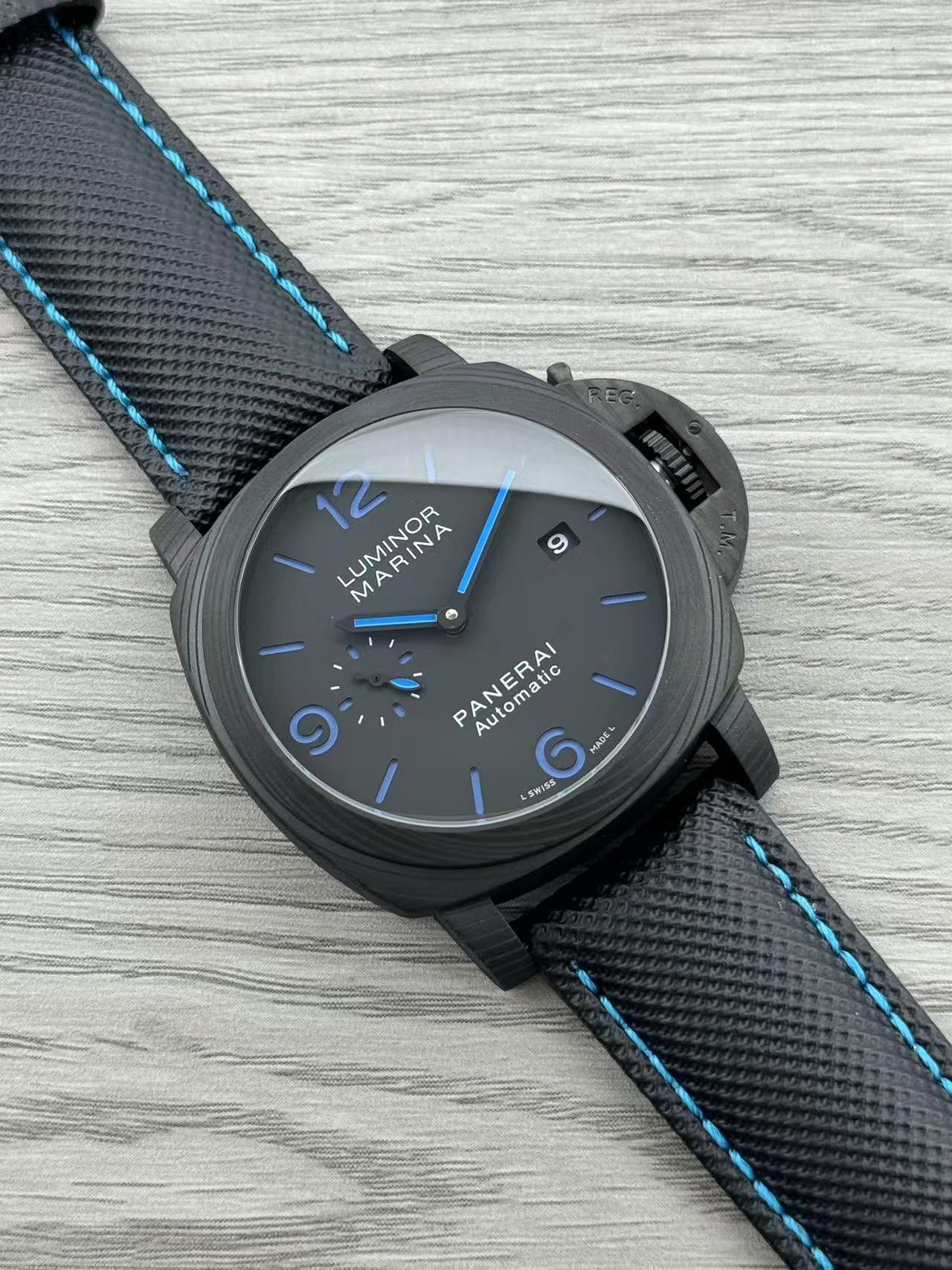 Black - 904L Steel - Black Rubber -Automatic - 44mm