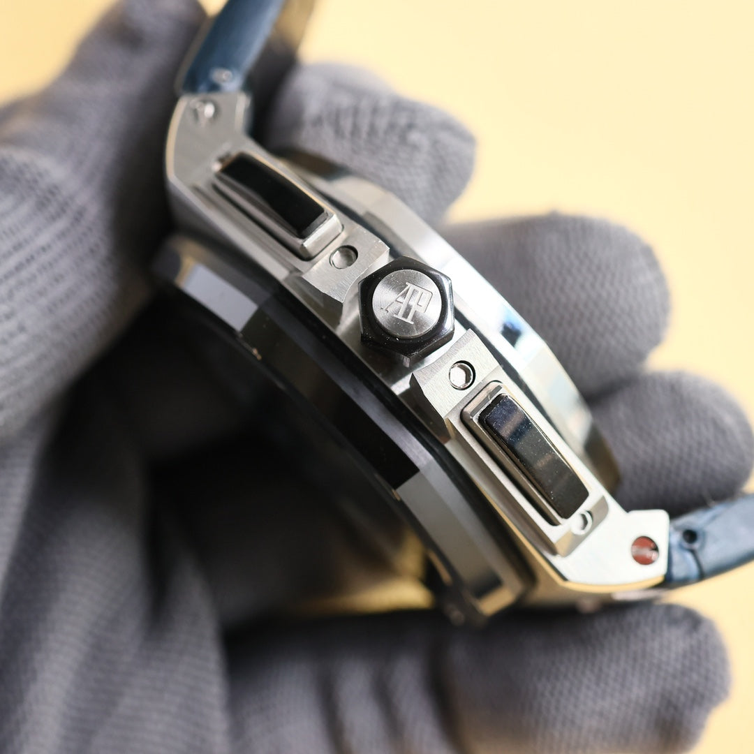 TOP! Blue Black Ceramic Bezel - Blue Leather - Automatic - 43mm