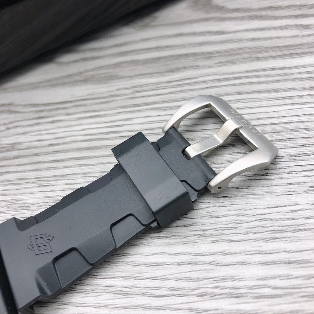 316L Steel Silver - Black Rubber - Automatic - 47mm